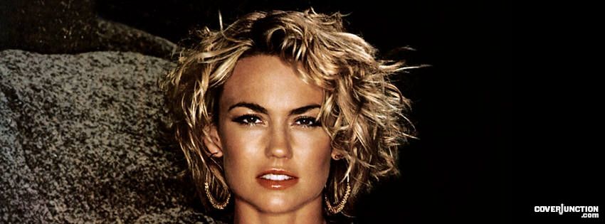 Kelly Carlson Facebook Cover